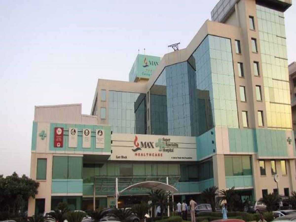If public hospitals can cure COVID patients at low costs, why cannot private hospitals?