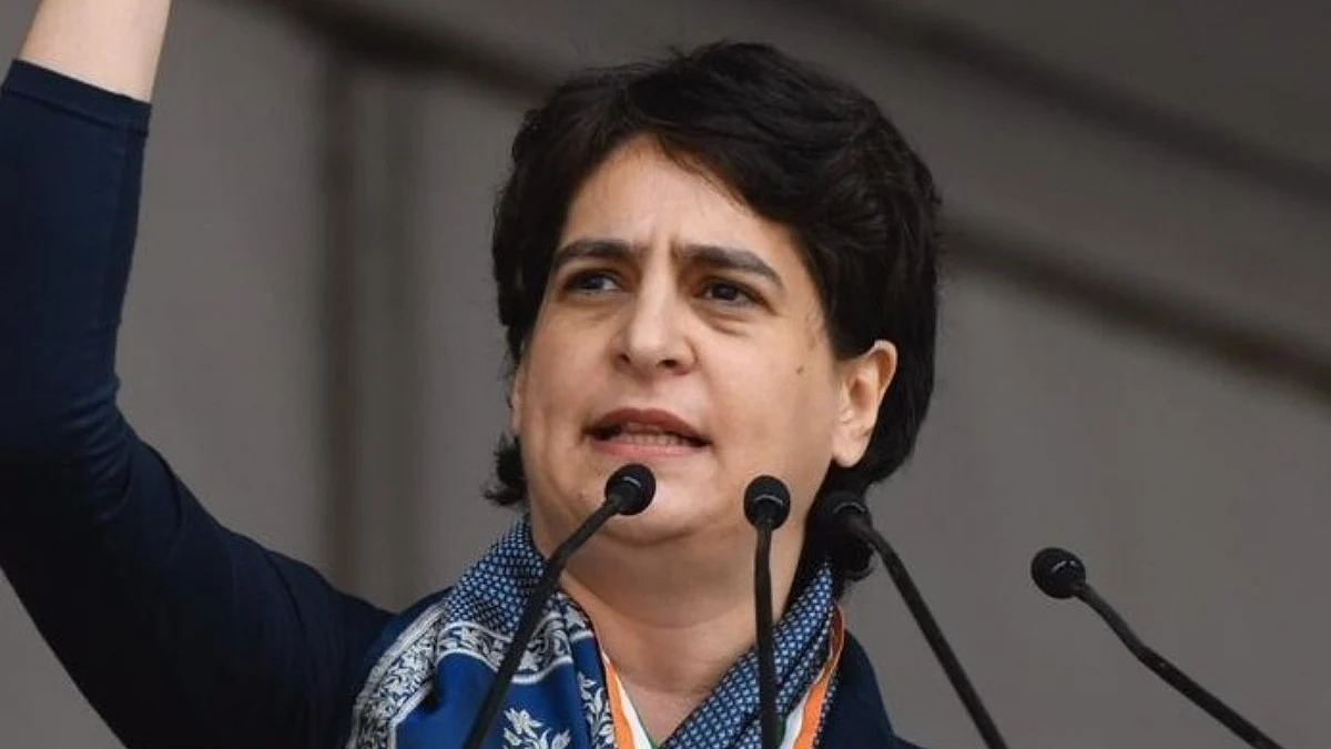 Varanasi weavers forced to pledge jewellery, houses to survive: Priyanka Gandhi