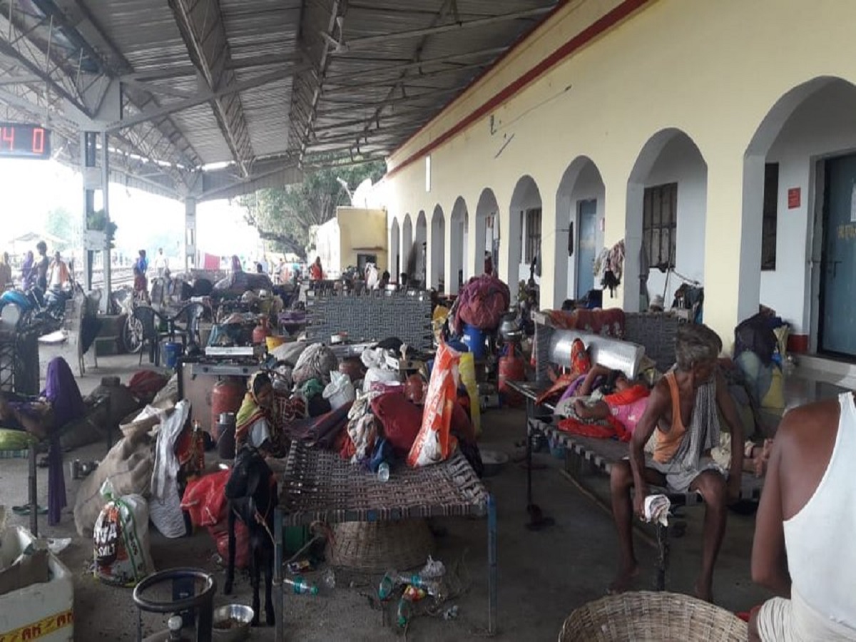 Bihar flood victims left stranded on railway platforms