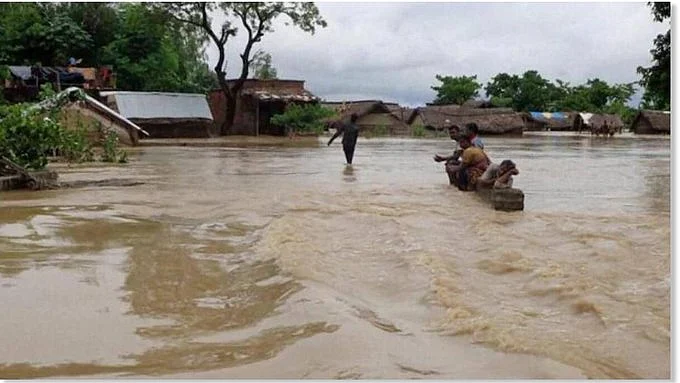 UP floods: 303 villages in 19 districts marooned; over 1 lakh families affected