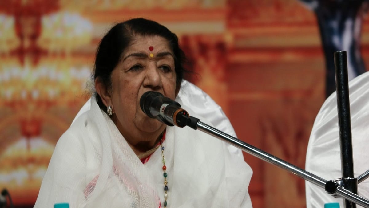 Lata Mangeshkar s Building Sealed As Precautionary Step Amid COVID