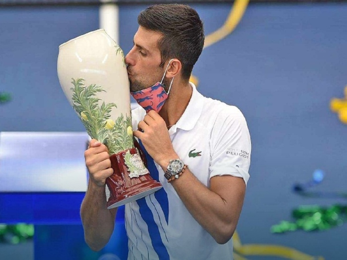 Djokovic, Azarenka triumph at Western & Southern Open