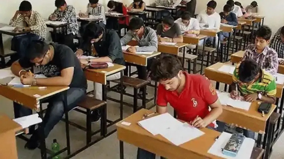 Bombay HC to hear early Tuesday plea seeking JEE postponement