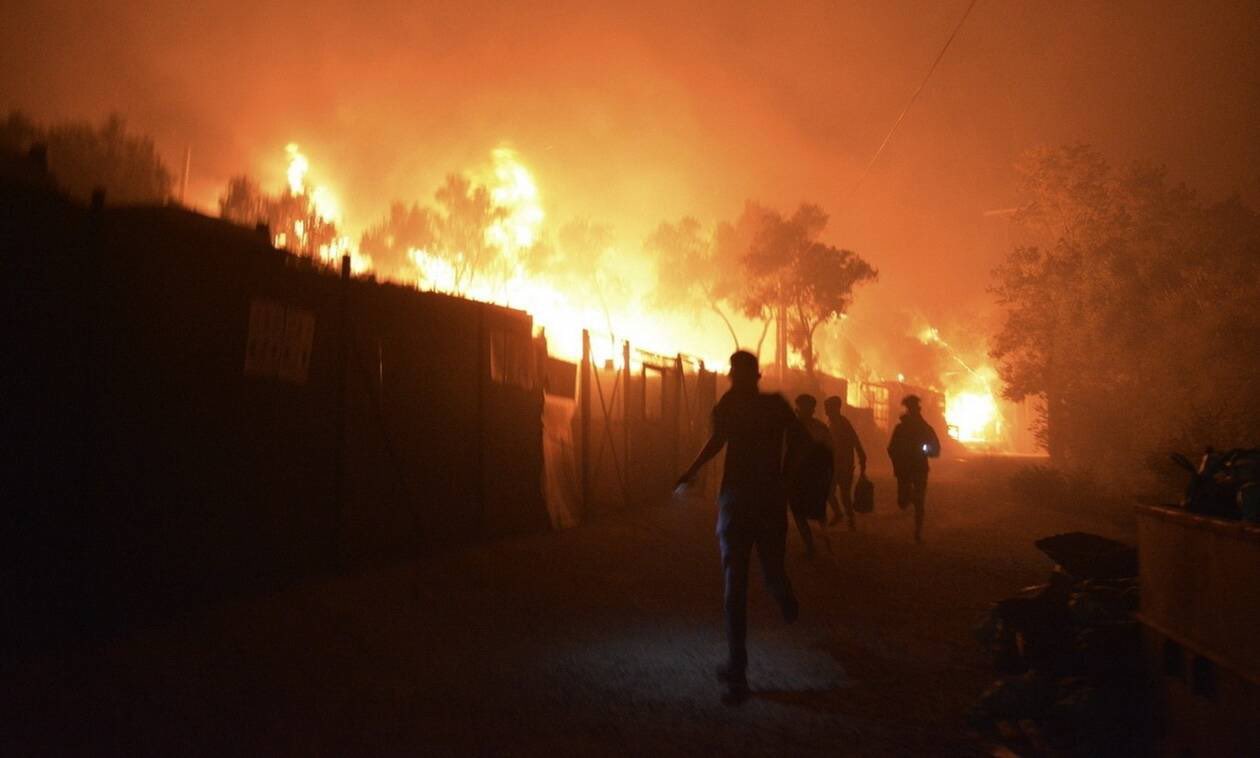 Greece: Fire sweeps through refugee camp on virus lockdown