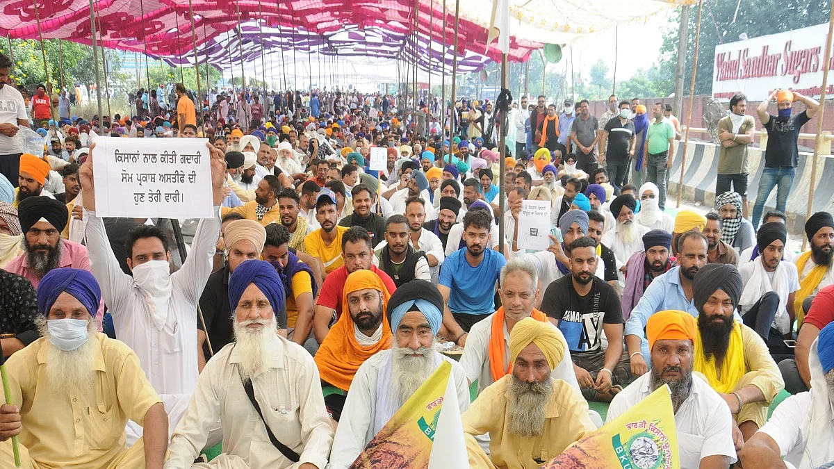 Bharat Bandh: Massive protests against farm bills throw life out of gear across Punjab and Haryana
