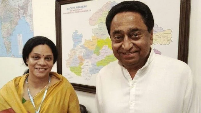 Former BJP MLA Parul Sahu with former chief minister of Madhya Pradesh Kamal Nath (Photo courtesy: Twitter)