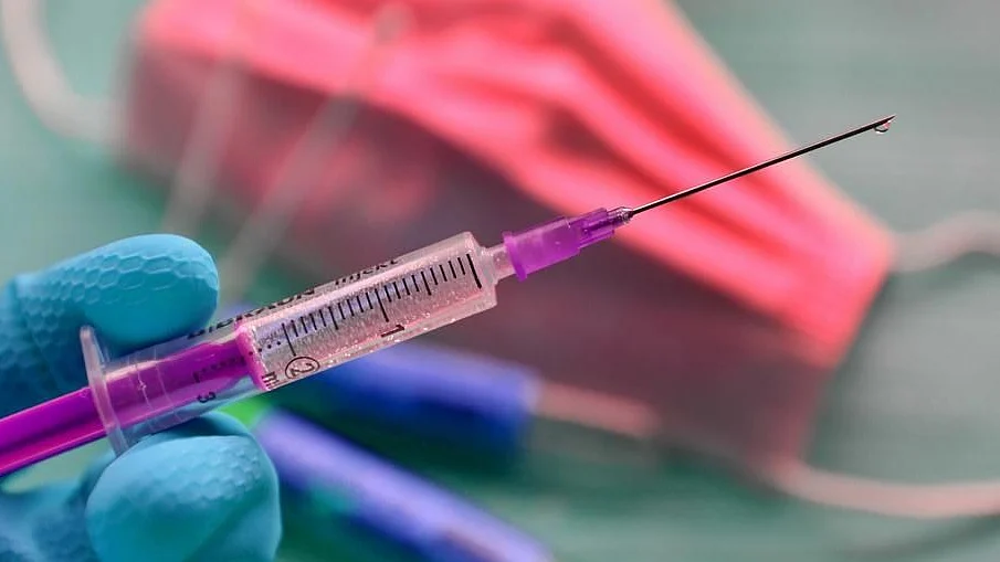 UK hospital asked to prepare for Oxford COVID vaccine in November, says report