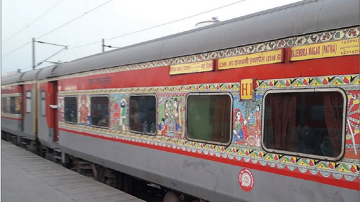 Privatisation of Railways aims at 15% Indians to the exclusion of others