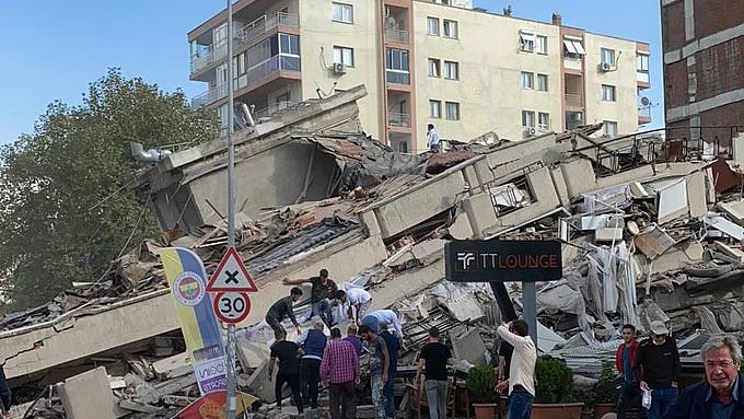 Strong Aegean Sea earthquake causes havoc, topples buildings in Turkey