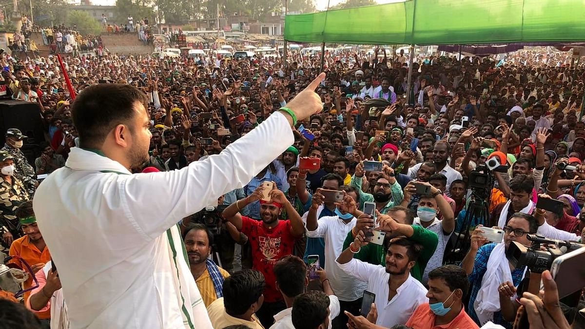 Bihar polls: 10 lakh jobs promise draws crowds to RJD