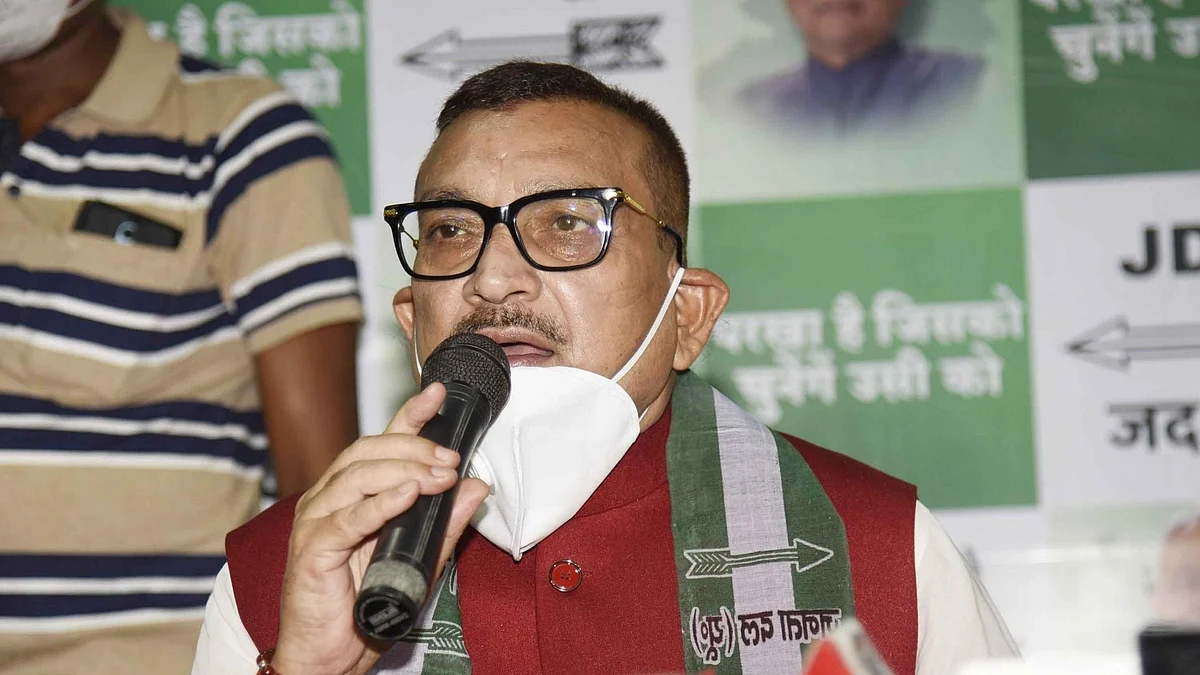 Former DGP Gupteshwar Pandey out of the poll fray in Bihar