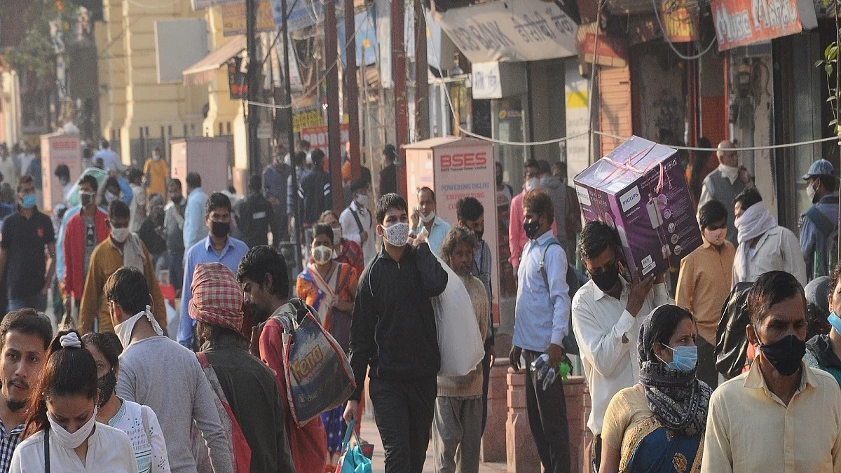 India shows jump of 30% in new COVID cases since Diwali