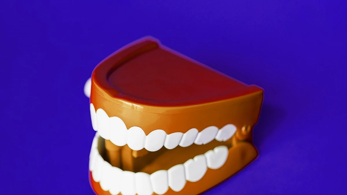 Teeth grinding, facial pain up due to COVID anxiety: Study