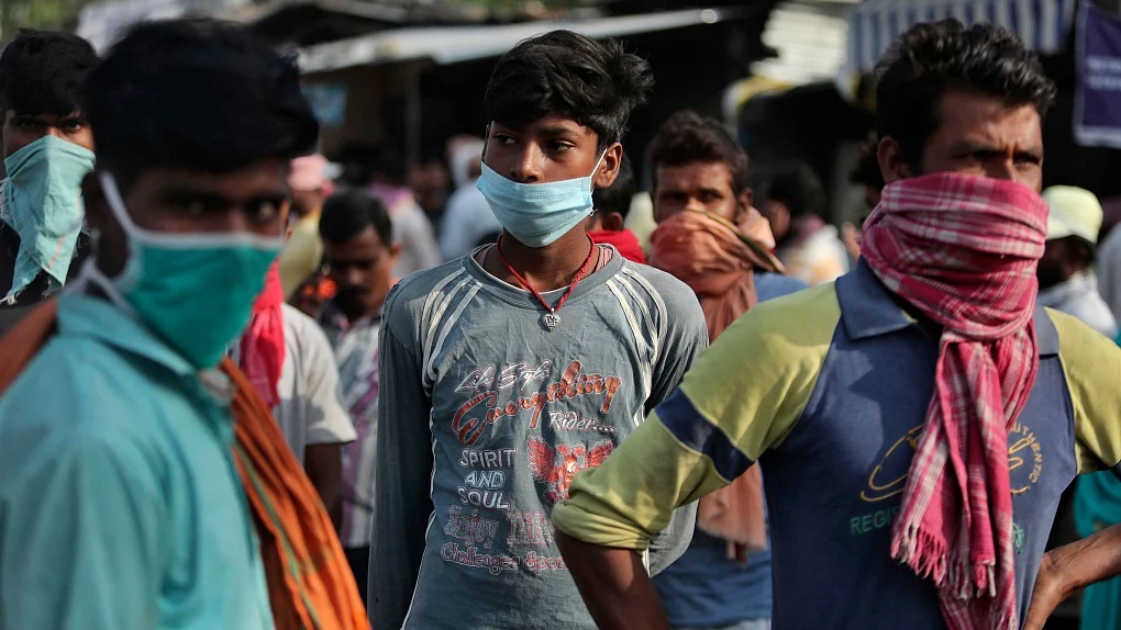 With 45,882 new infections, COVID-19 caseload in India breaches 90-lakh mark