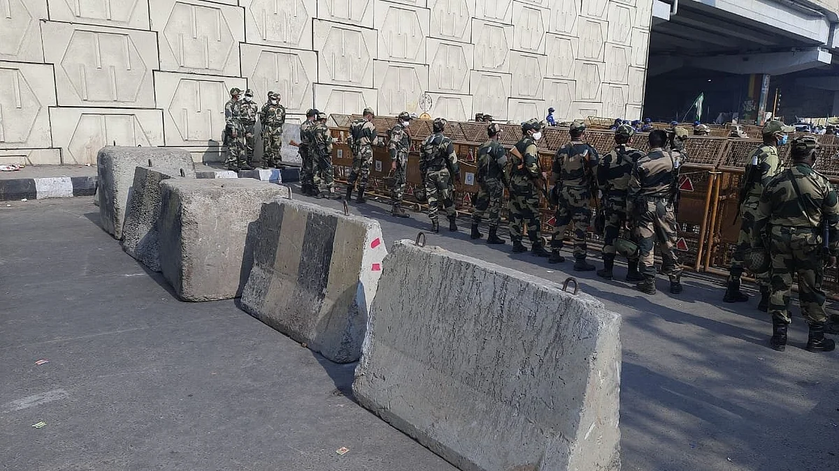 Farmers’ protest: Concrete barriers at Delhi-Ghaziabad border point as more join protest