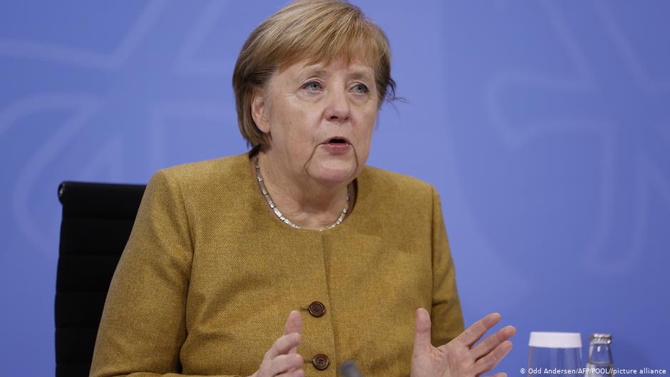 Social Democrats beat Merkel's bloc in German elections