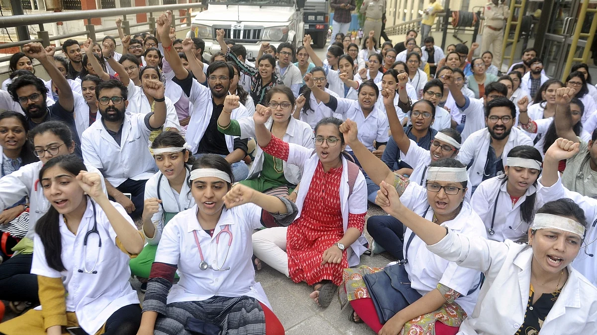Doctors stir cripples health services in Bihar