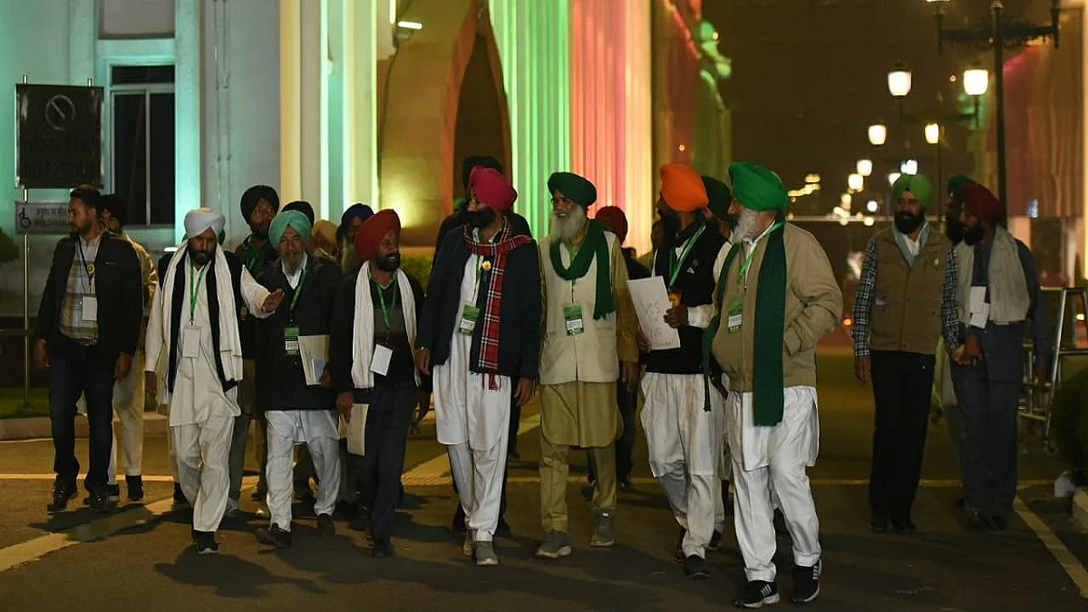 Farmers Union leaders at Vigyan Bhawan (NH Photo by Vipin)