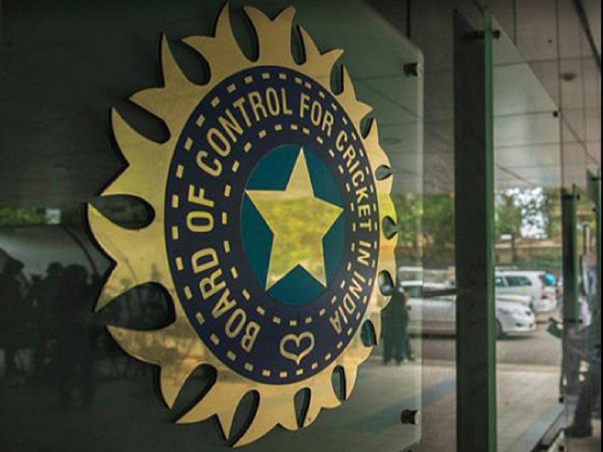 Alleged Bio bubble breach: BCCI set to back its players as 5 sent in isolation, investigation launched