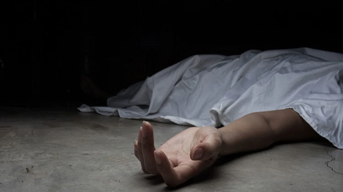 Protesting farmer shoots himself dead at Singhu border