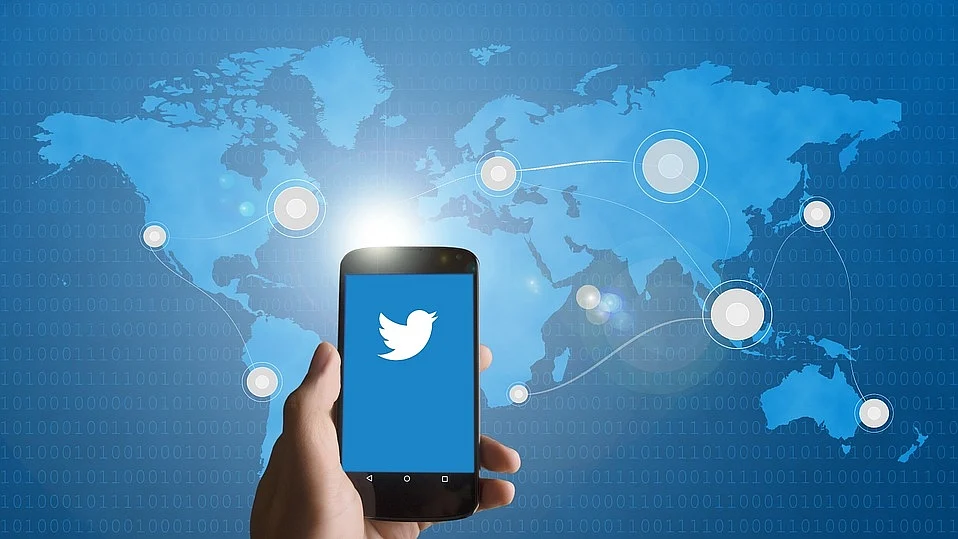 Twitter shuns Quote Tweet feature, returns to normal retweets