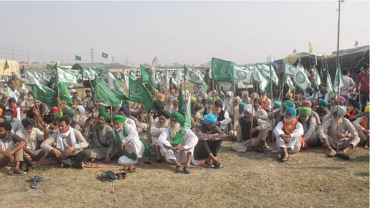 Farmers’ stir: Heavy police force deployed, 3 more Delhi border points closed