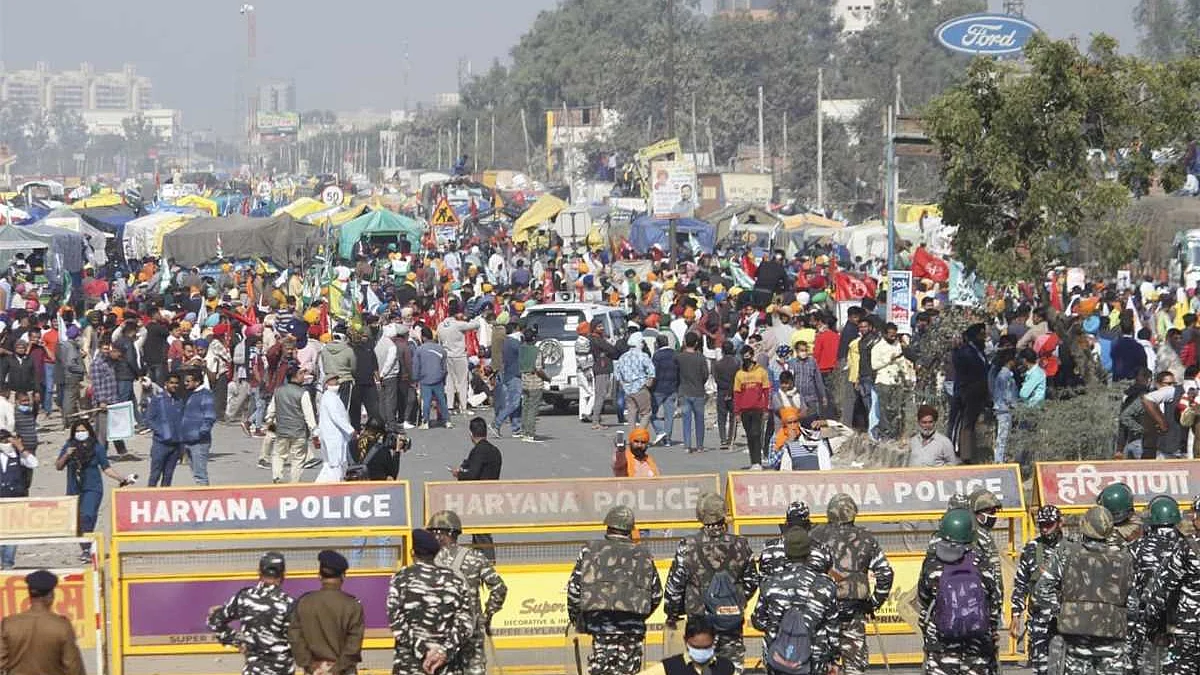 More batches of farmers from Punjab and Haryana head to Delhi amidst standoff with govt