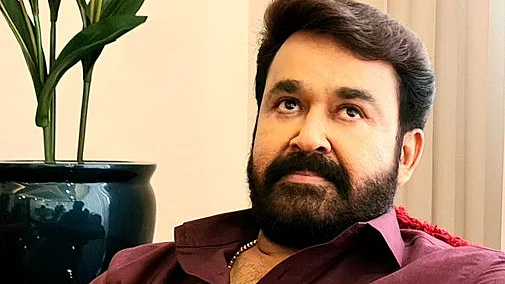Photo courtesy: Twitter/ @Mohanlal