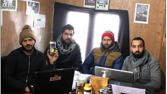 Jammu and Kashmir: Govt restriction on internet speed causes huge losses to businesses