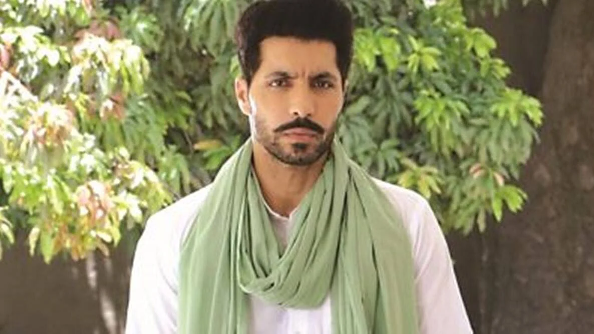 Who is actor Deep Sidhu?, accused of instigating farmers at Red Fort