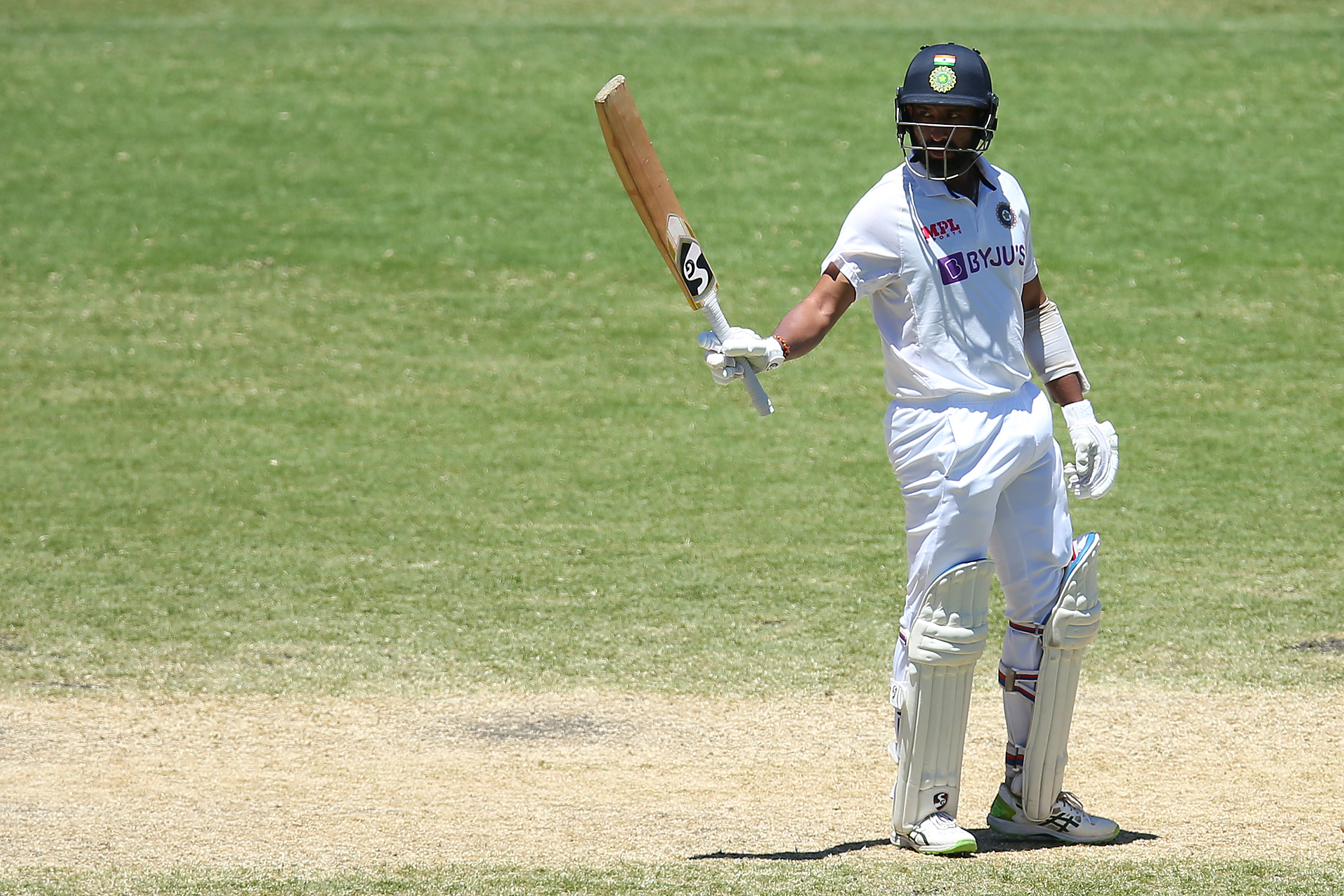 Australia in command after Pant, Pujara dismissal; India reach 280/5 at tea