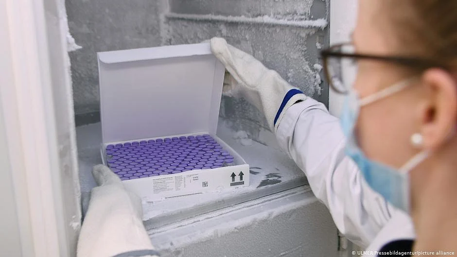Pfizer COVID vaccine looks effective for young kids, says FDA