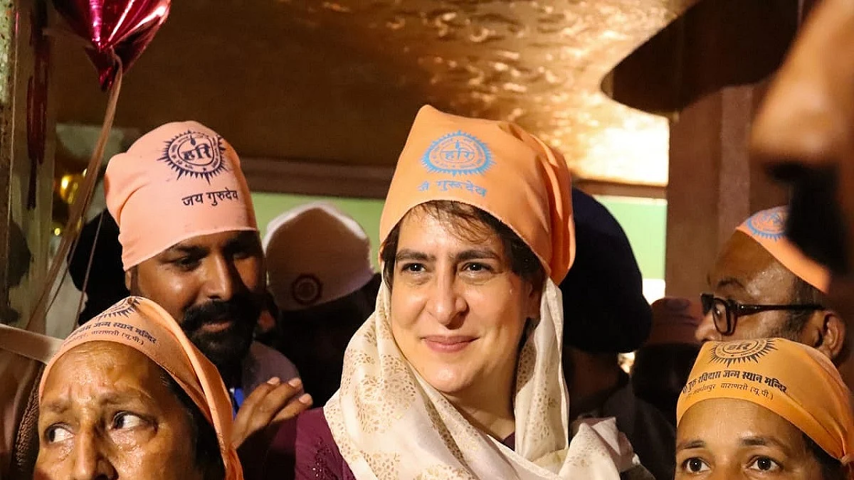 Priyanka visits Ravidas temple in Varanasi