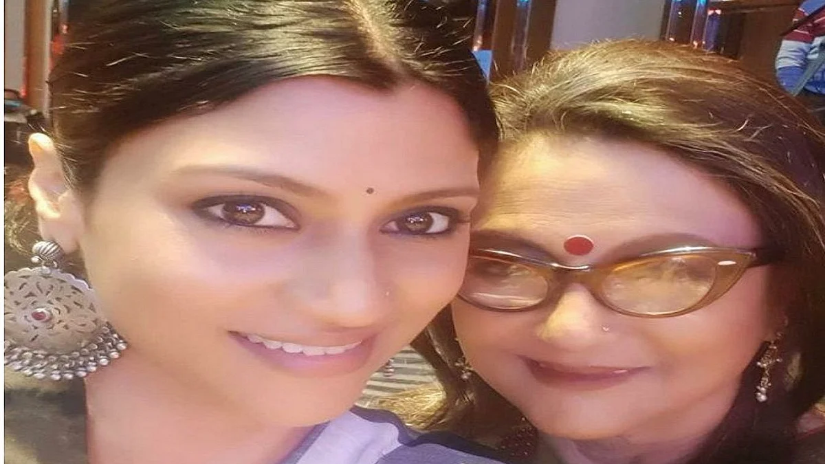 Aparna Sen directs daughter Konkona again