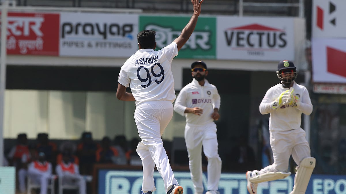 Ashwin 1st Indian spinner to take wicket off first ball of a Test innings
