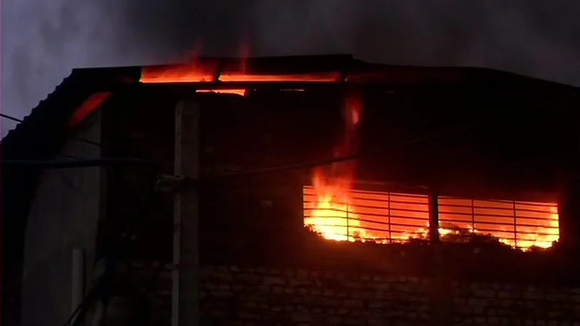 Fire in Delhi cosmetics factory, one dead