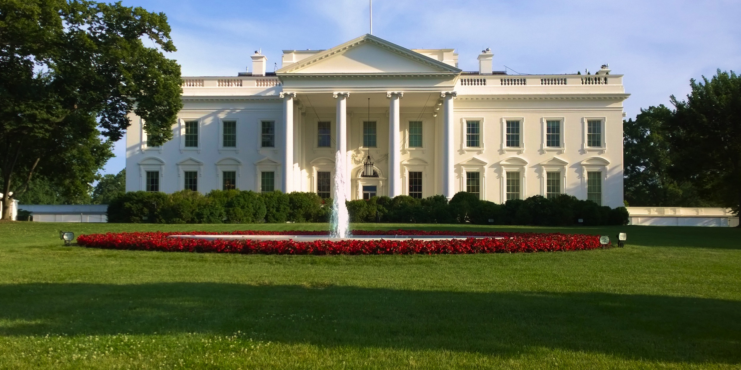 White House spokesman suspended for ‘threatening reporter’