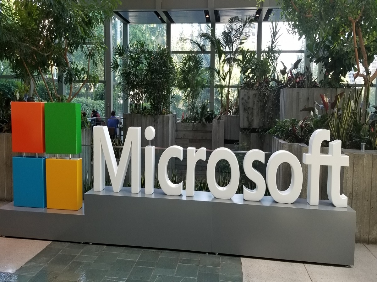 Microsoft halts all political donations for 2022 US races