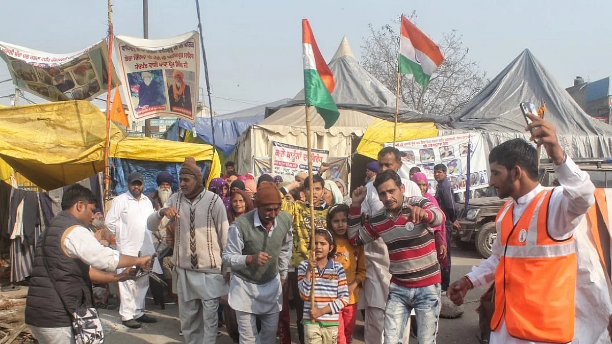 Farmers at Singhu gear up to beat summer heat and continue protest