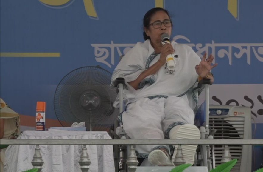 BJP campaign in Bengal losing steam as ground realities catch up with it