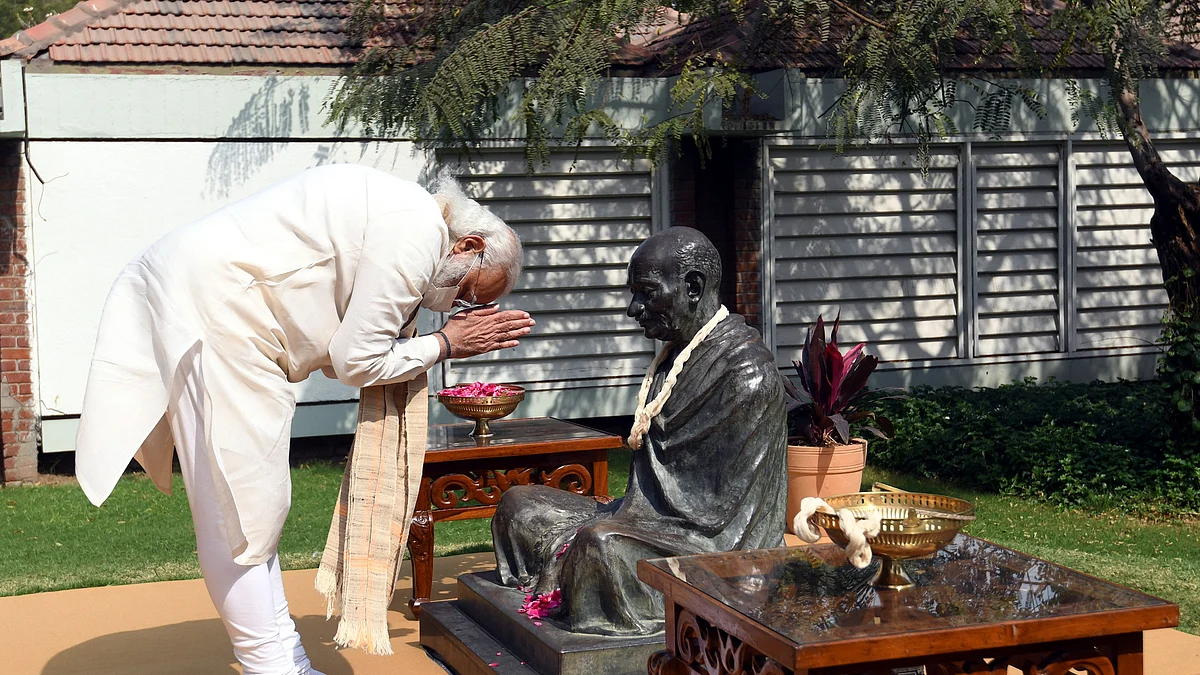 Would Gandhi have led another symbolic Dandi Yatra to oppose ‘Might is Right’?