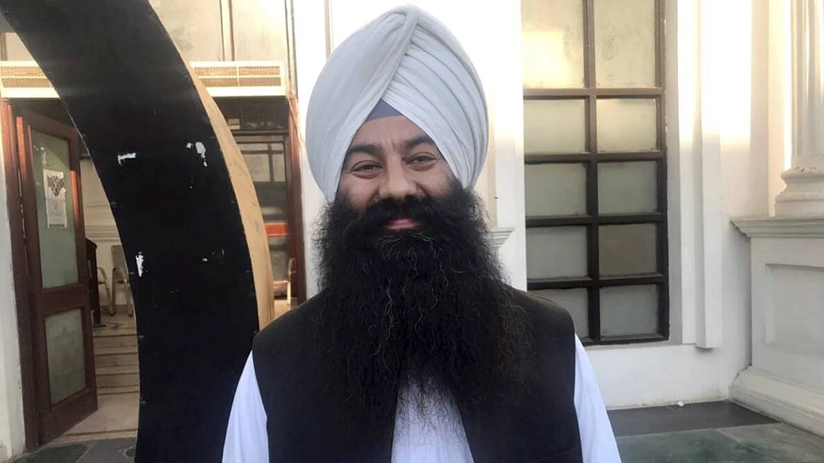Gurdeep Singh takes oath as first turban-clad Sikh Senator of Pakistan