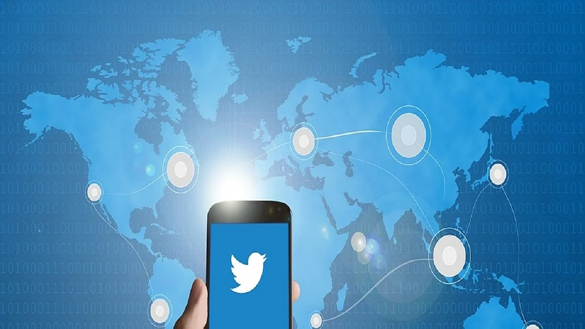 Twitter seeks public input on approach to world leaders