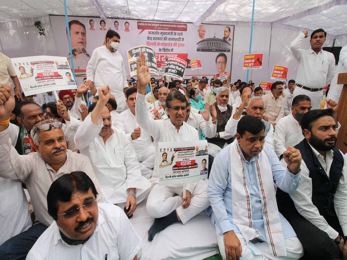 Delhi Congress stages sit-in at Jantar Mantar against bill on LG powers