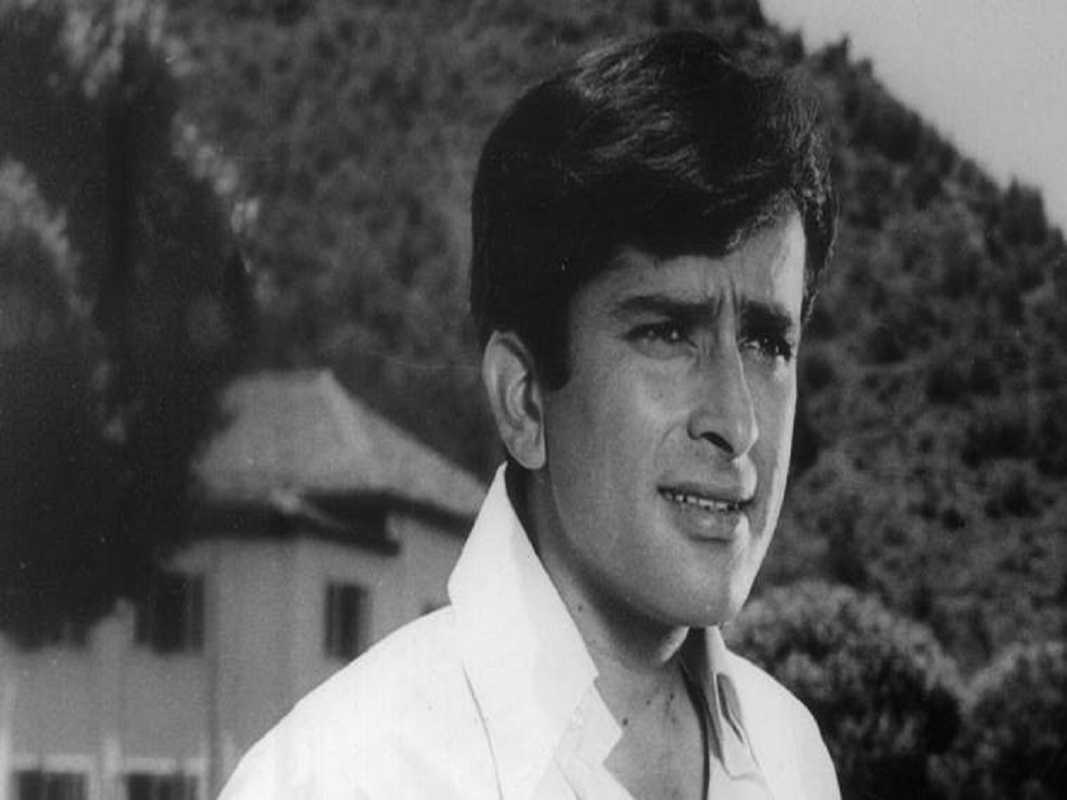 Shabana Azmi remembers Shashi Kapoor on his birthday