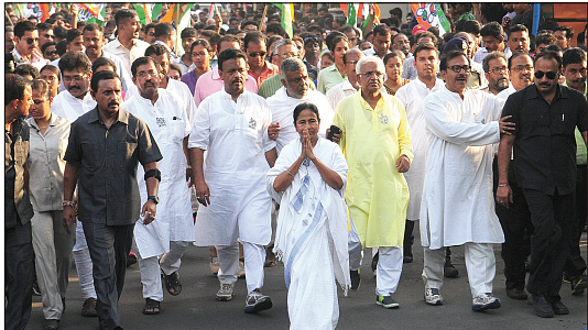 In Bengal, the illusion of ‘Asol Paroborton’ but all that changes are people in power
