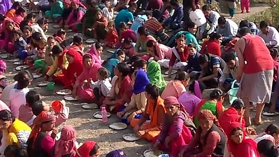 HP govt imposes blanket ban on community feasts, shuts educational institutions and temples till May 10