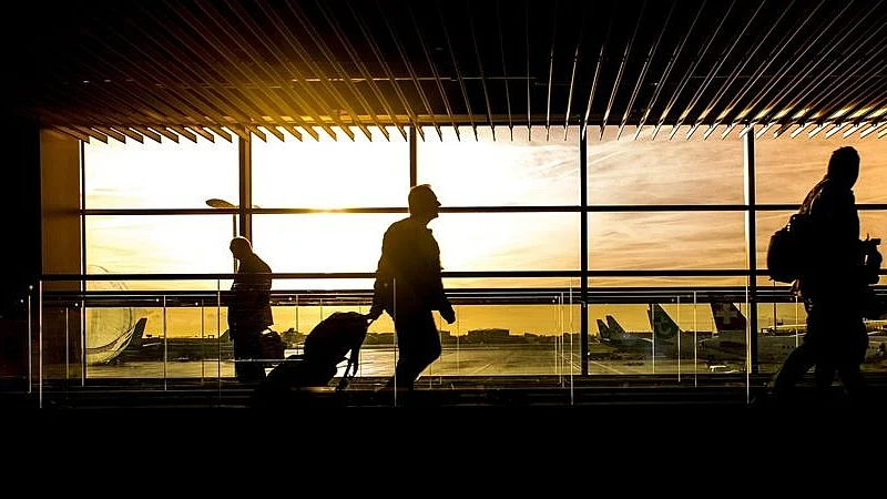 COVID-19: Pakistan temporarily bans travel from India