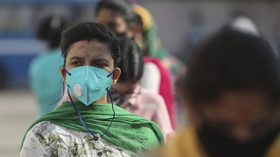 COVID-19 wave over two months old, but govt as unprepared as when pandemic hit country last year