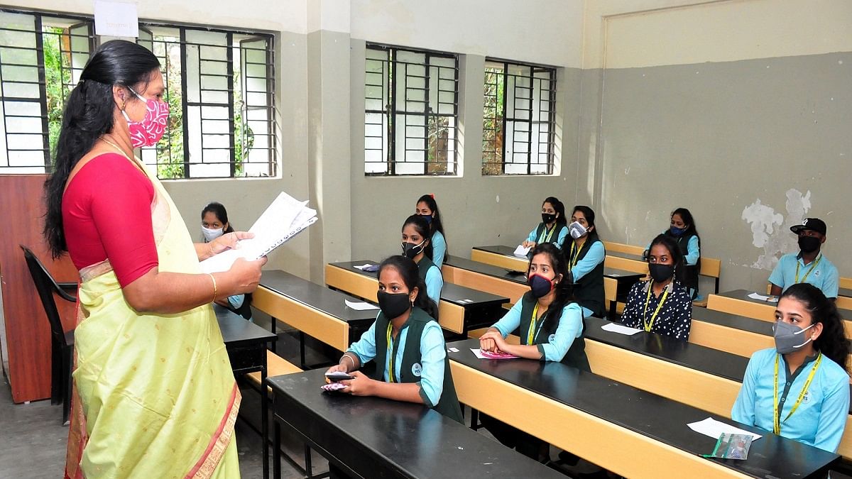 Punjab announces month-long summer vacations in all schools